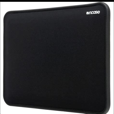 Incase Air, Black/Slate